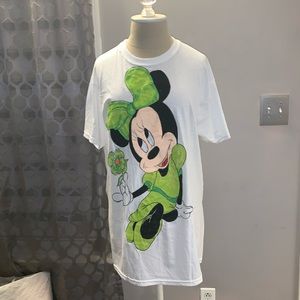 Disney Minnie Mouse XL tee shirt 💚 final price